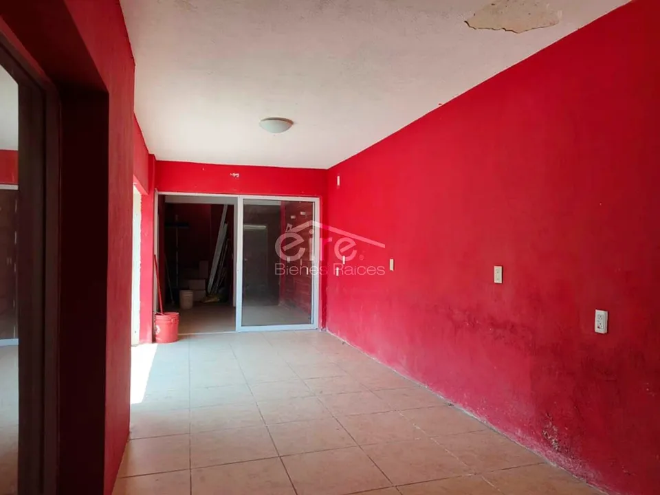 Foto 2 de Edificio comercial en venta sobre Av. Enrique Díaz de León