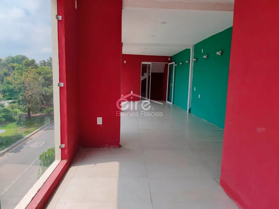 Foto 7 de Edificio comercial en venta sobre Av. Enrique Díaz de León