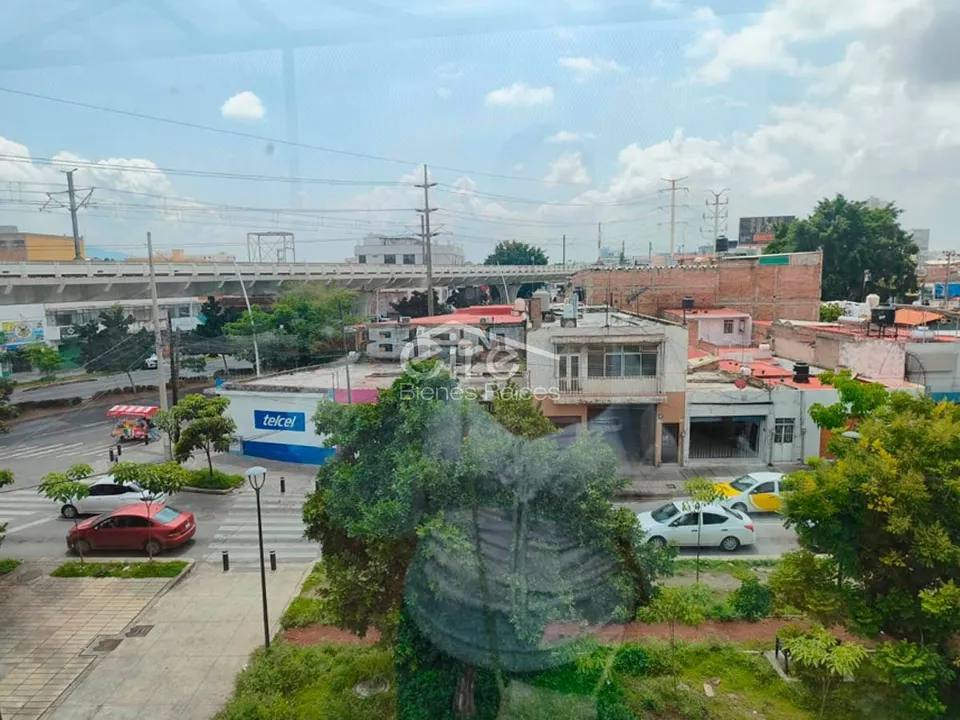 Foto 9 de Edificio comercial en venta sobre Av. Enrique Díaz de León