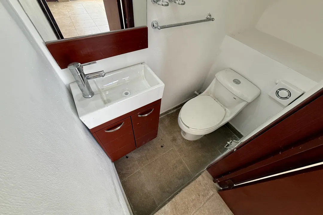 Foto 8 de Cerca Plaza Patria, 3 niveles, 167 M2 construcción, 3 rec., 3.5 baños, 1 auto