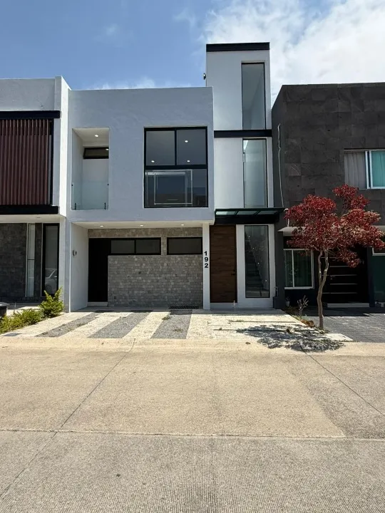 Casa en venta en Avenida Adolfo López Mateos Sur, La Tijera, Tlajomulco De Zuñiga