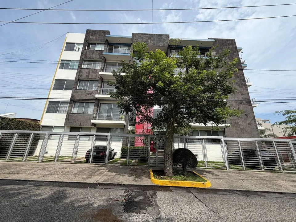 DEPARTAMENTO EN RENTA - Chapultepec Country