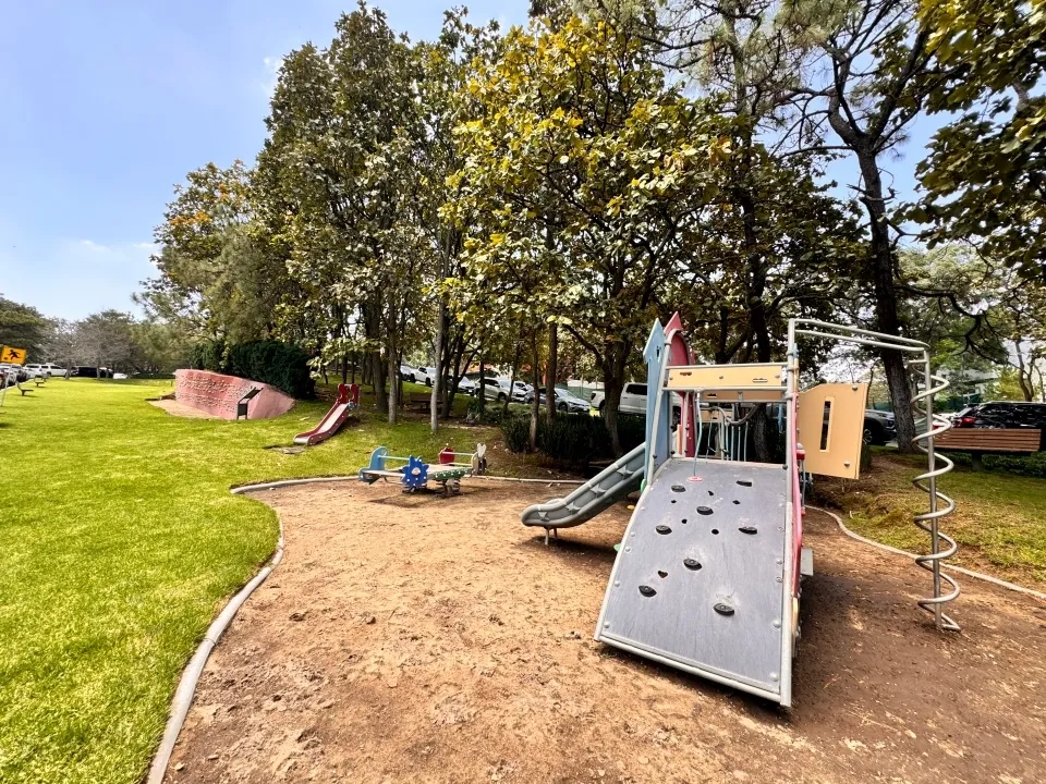 Foto 3 de Terreno en Venta en El Cielo Country Club colinda con Lago de Campo de Golf