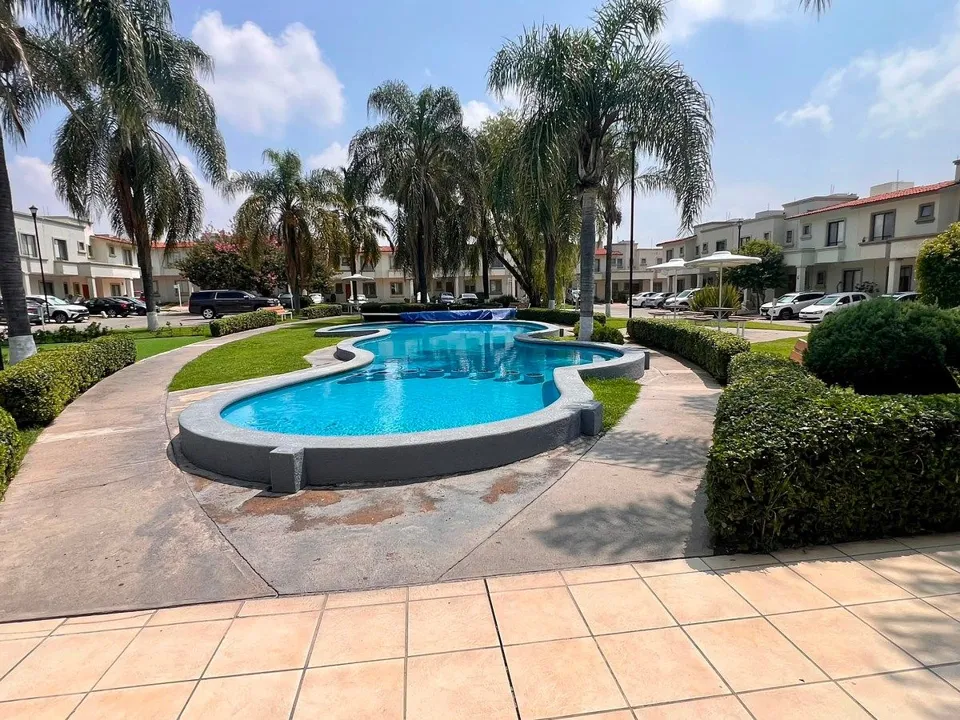 Foto 2 de Casa En Venta En el Fraccionamiento El Sereno, Tlaquepaque, Jalisco.