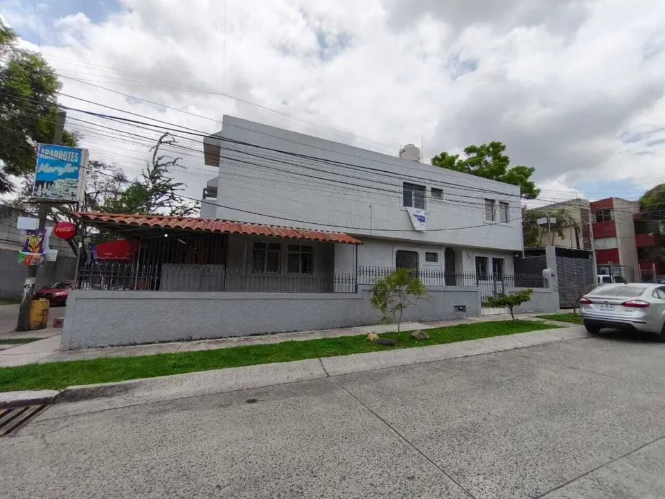 CASA EN RENTA COLONIA ARCOS DE ZAPOPAN ISDEAL PARA OFICINAS