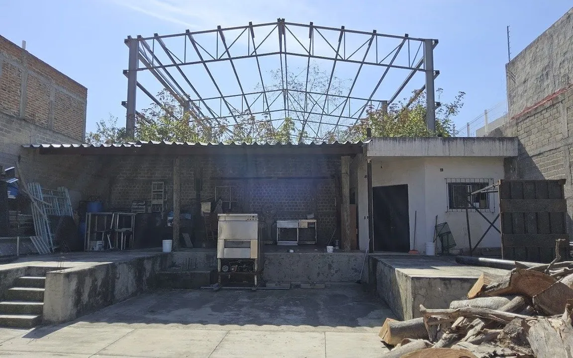 Foto 4 de ¡Excelente oportunidad! Propiedad en venta con uso de suelo mixto