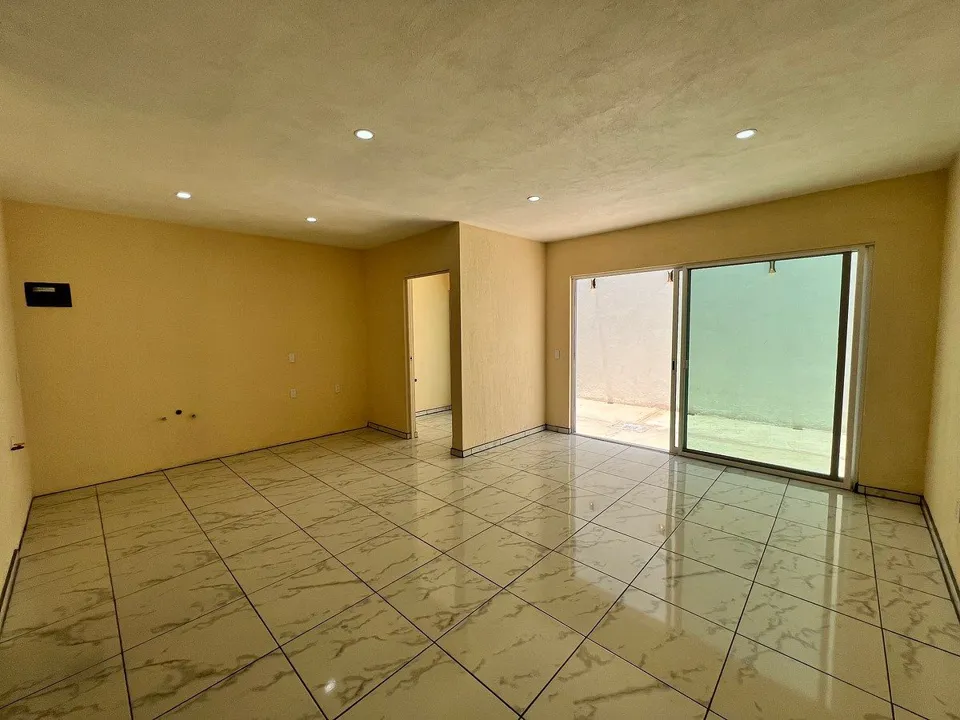 Foto 4 de Casa Nueva en Venta en Alamedas de Zalatitlán, Tonalá | 202 m² de Construcción