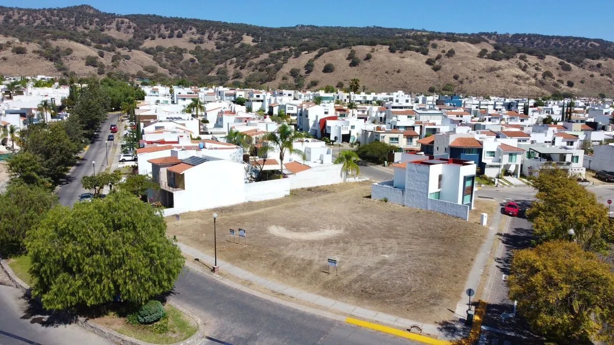Foto 5 de Terreno en Venta Bosques de Santa Anita 365 m2 plano, en esquina!