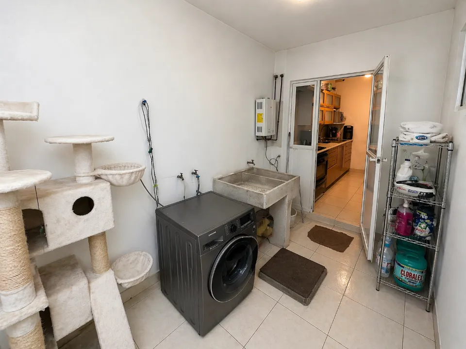 Foto 7 de Casa en venta en Calle Rosas, Los Girasoles, Zapopan