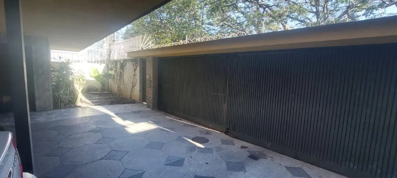 Foto 4 de Casa en venta en Calle El Sol, Jardines del Bosque, Guadalajara