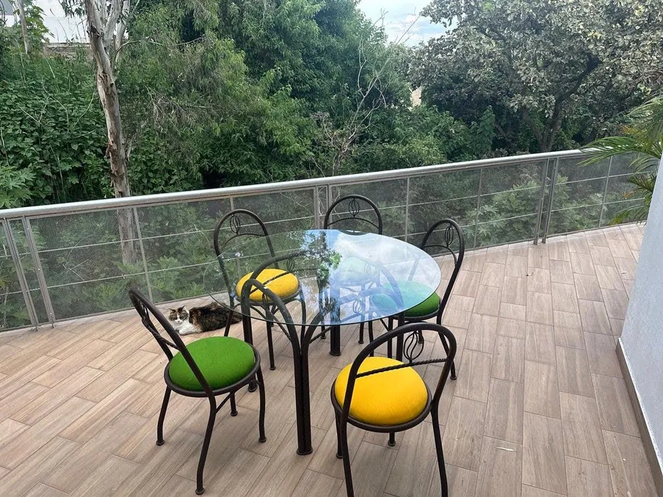 Foto 6 de Hermosa Casa en Venta el palomar, con vista!