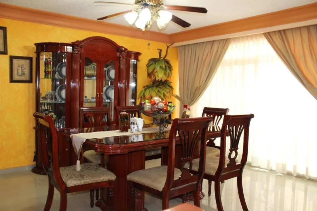 Foto 6 de Casa en renta en Calle Cuitláhuac, Jardines del Sol, Zapopan