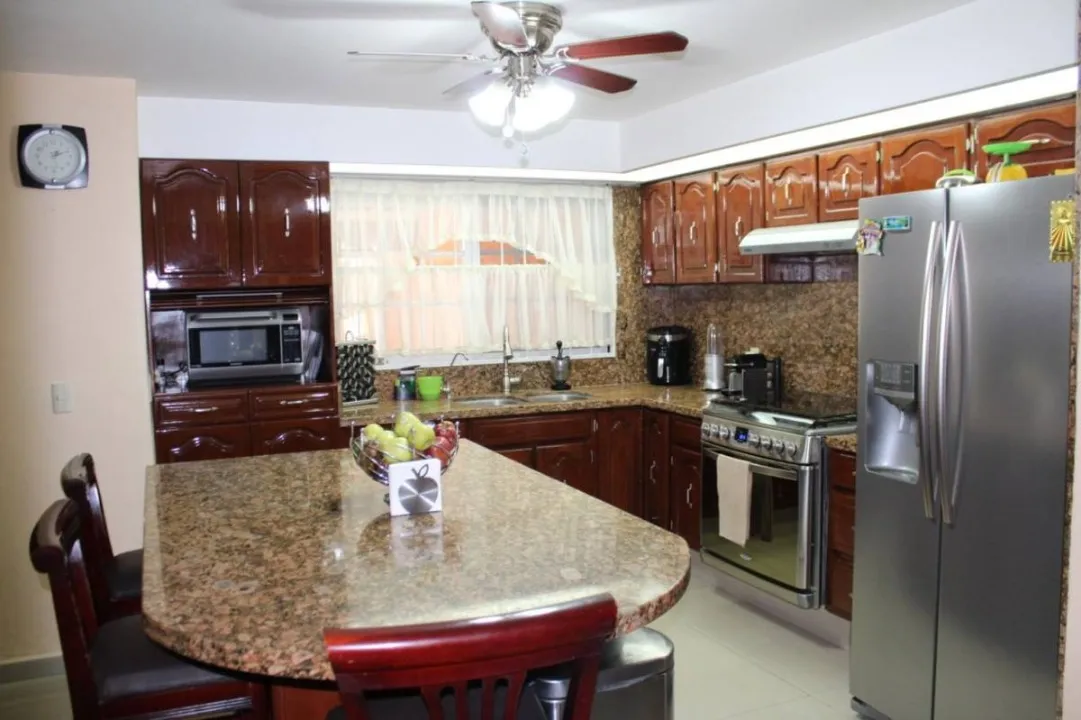 Foto 8 de Casa en renta en Calle Cuitláhuac, Jardines del Sol, Zapopan