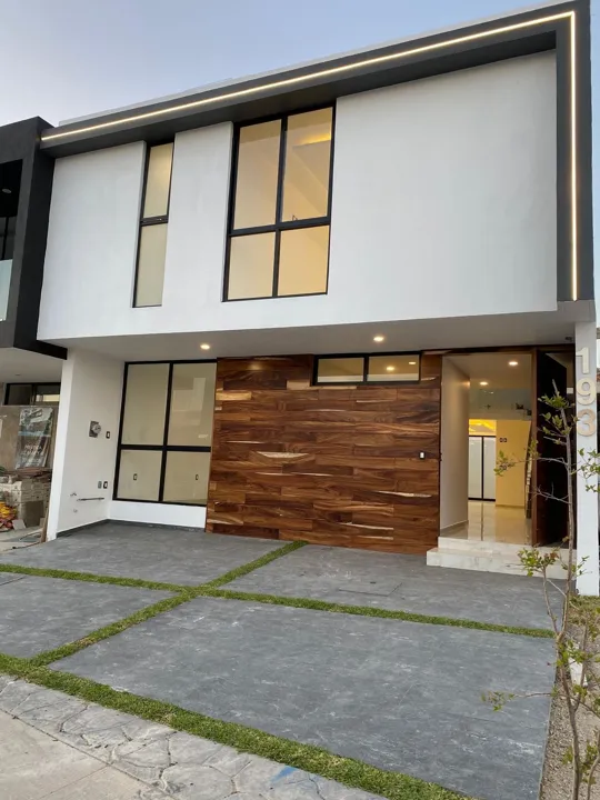 Casa en venta en Valle Imperial, Zapopan