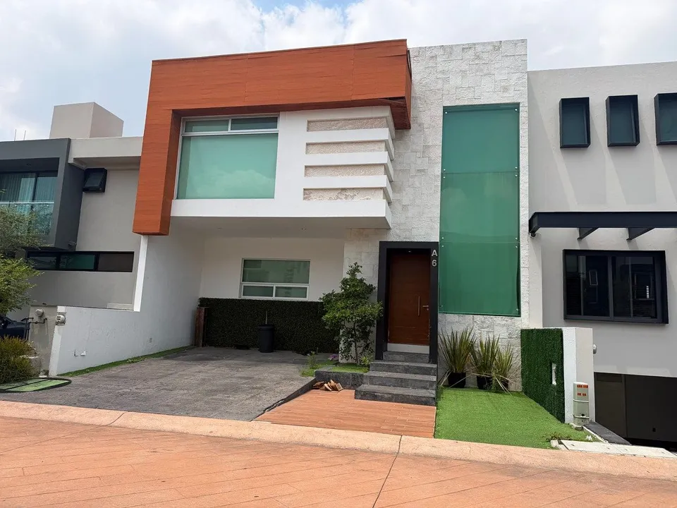 DE OPORTUNIDAD RESIDENCIA EN RENTA‼️