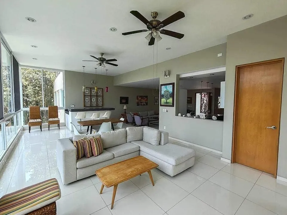 Foto 7 de SE VENDE CASA EN EL PALOMAR A SUPER PRECIO
