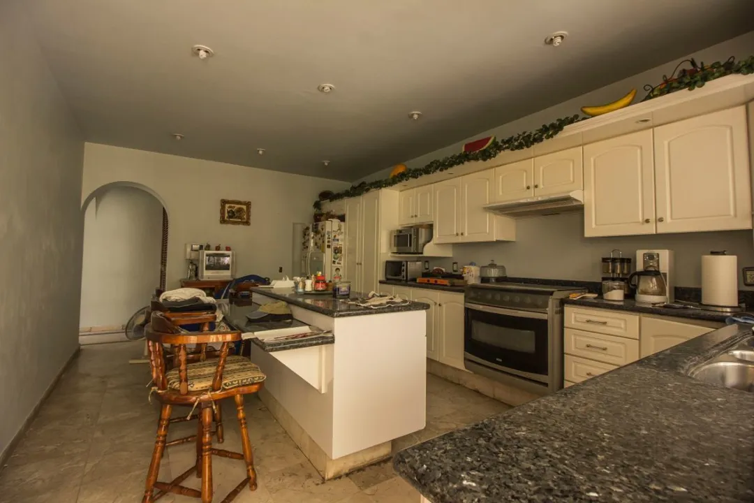Foto 6 de Casa en Venta en La Estancia, Zapopan, Jalisco. 4 Recámaras con Baño Propio