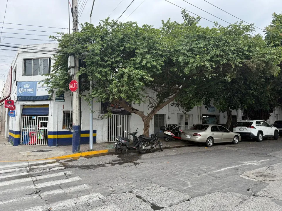Local Comercial en venta en Paraíso, Del Fresno, Guadalajara