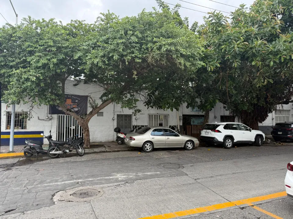 Foto 5 de Local Comercial en venta en Paraíso, Del Fresno, Guadalajara