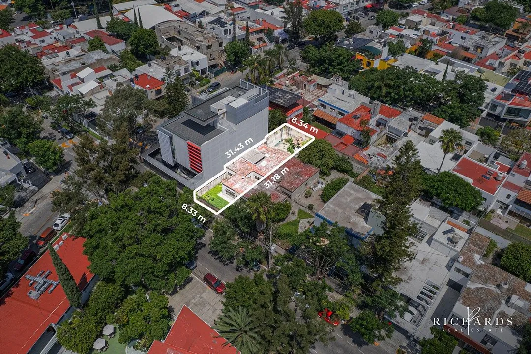 Foto 2 de TERRENO EN VENTA EN CHAPALITA SUR, ZAPOPAN