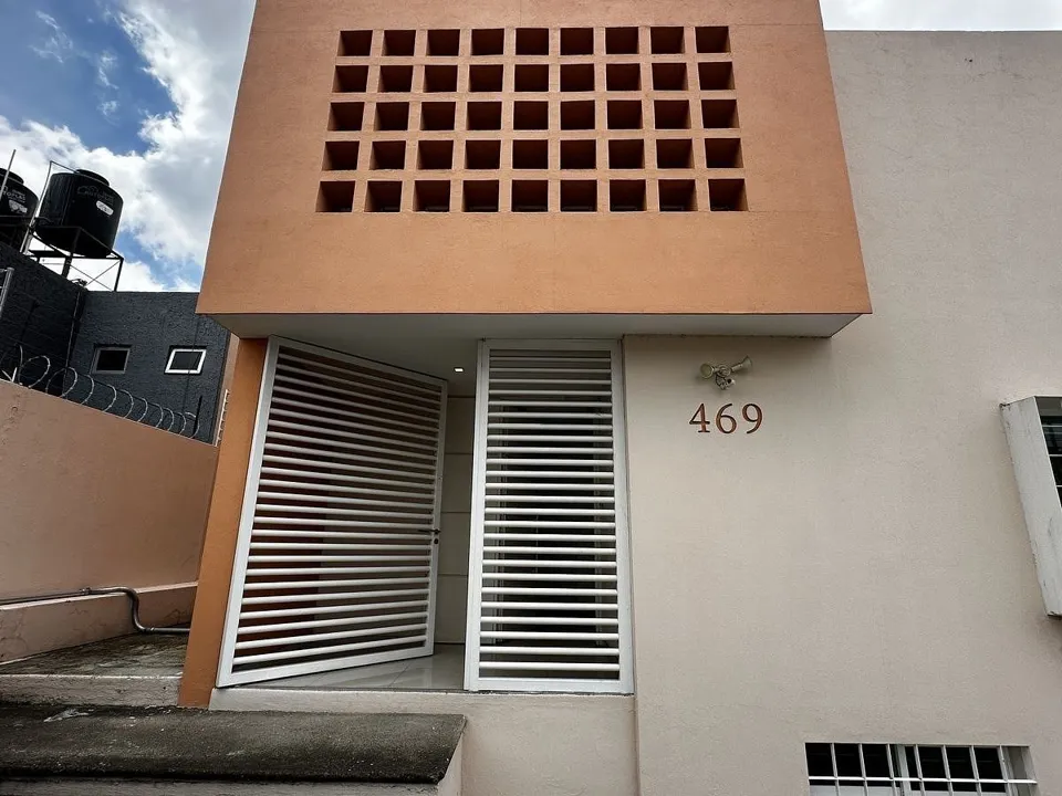 Foto 5 de CASA EN VENTA CON USO DE SUELO