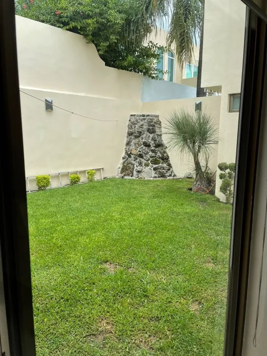 Foto 6 de Casa en RENTA en Bugambilias - Coto Cristal