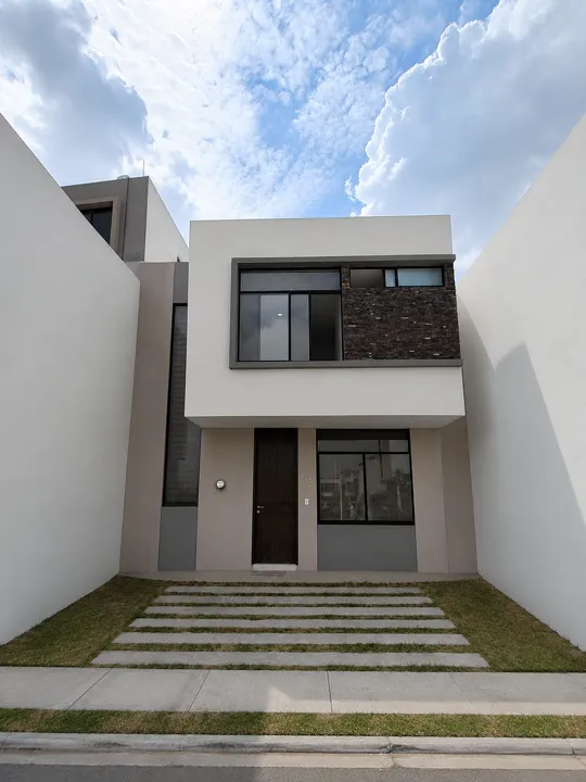 CASA EN RENTA EN PUERTA MAGNOLIA
