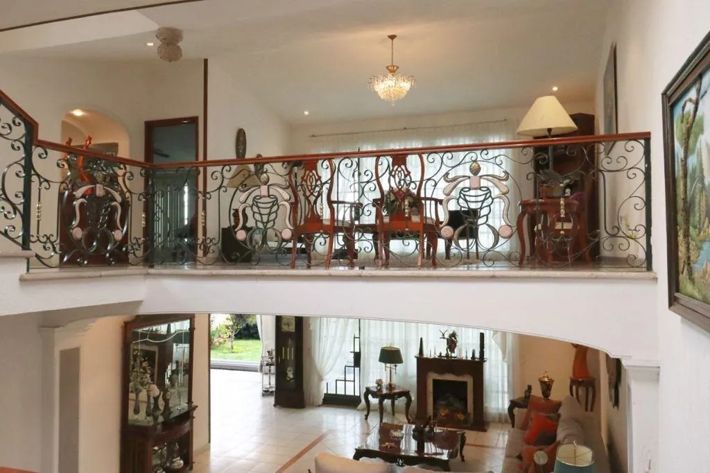 Foto 2 de Casa en venta en Avenida Moctezuma, Ciudad del Sol, Zapopan