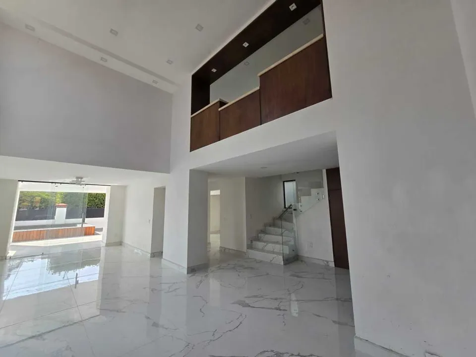 Foto 4 de Residencia en Venta en Virreyes: Lujo, Amplitud y un Oasis Privado