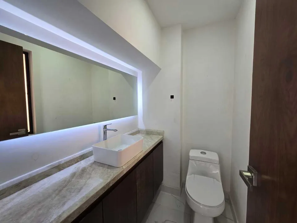 Foto 6 de Residencia en Venta en Virreyes: Lujo, Amplitud y un Oasis Privado