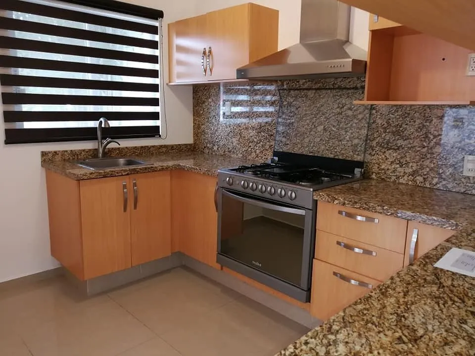 Foto 2 de Casa en RENTA en La Loma II, Bosques de Santa Anita | 3 recámaras y cochera para
