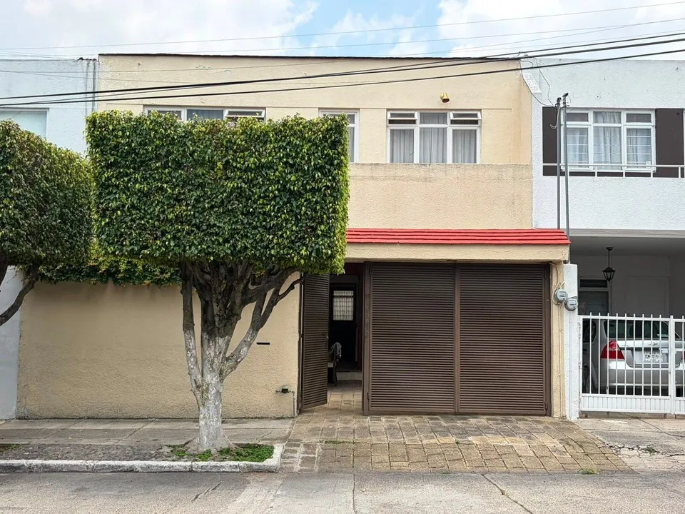 Casa en Venta En Jardines De san Ignacio, Zapopan.