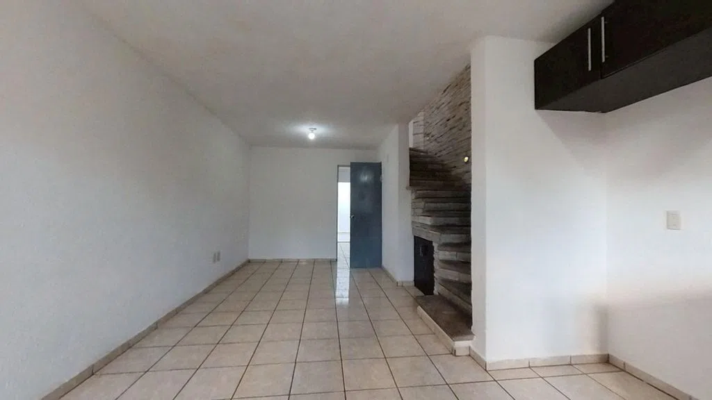Foto 4 de CASA EN VENTA EN COLINAS DEL ROBLE - CONDOMINIO LOMA DEL BOSQUE – ZAPOPAN