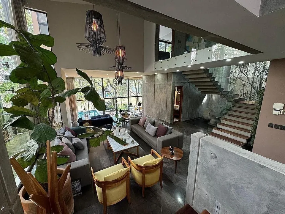 Foto 4 de HERMOSA CASA AMUEBLADA EN VENTA JUNTO A CAMPO DE GOLF