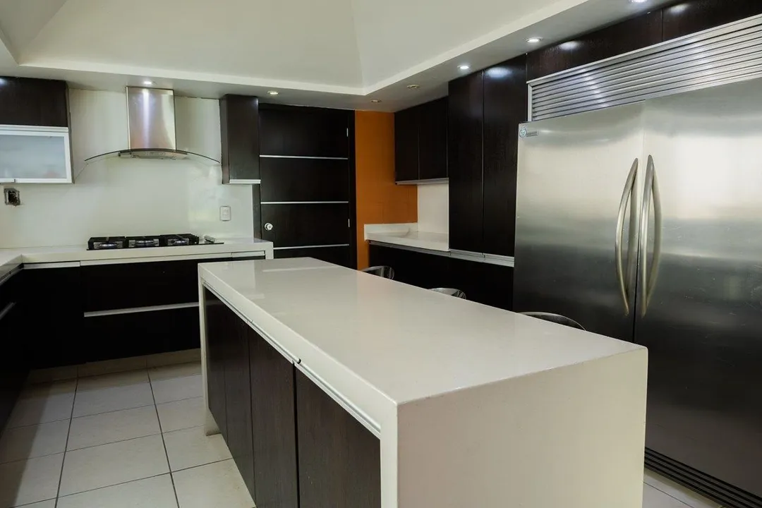 Foto 8 de Lomas del Valle, espectacular casa de lujo en Venta! Con antro, y alberca
