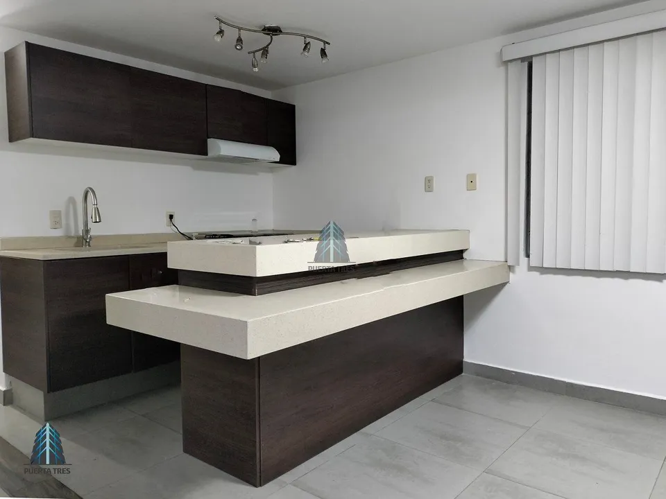 Foto 2 de ¡Baja de Precio! Departamento en Planta Baja en Av. Naciones Unidas