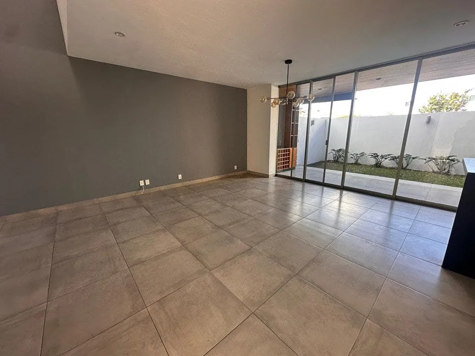 Foto 3 de Casa en venta Soare Acanthia, Solares Residencial dentro de coto