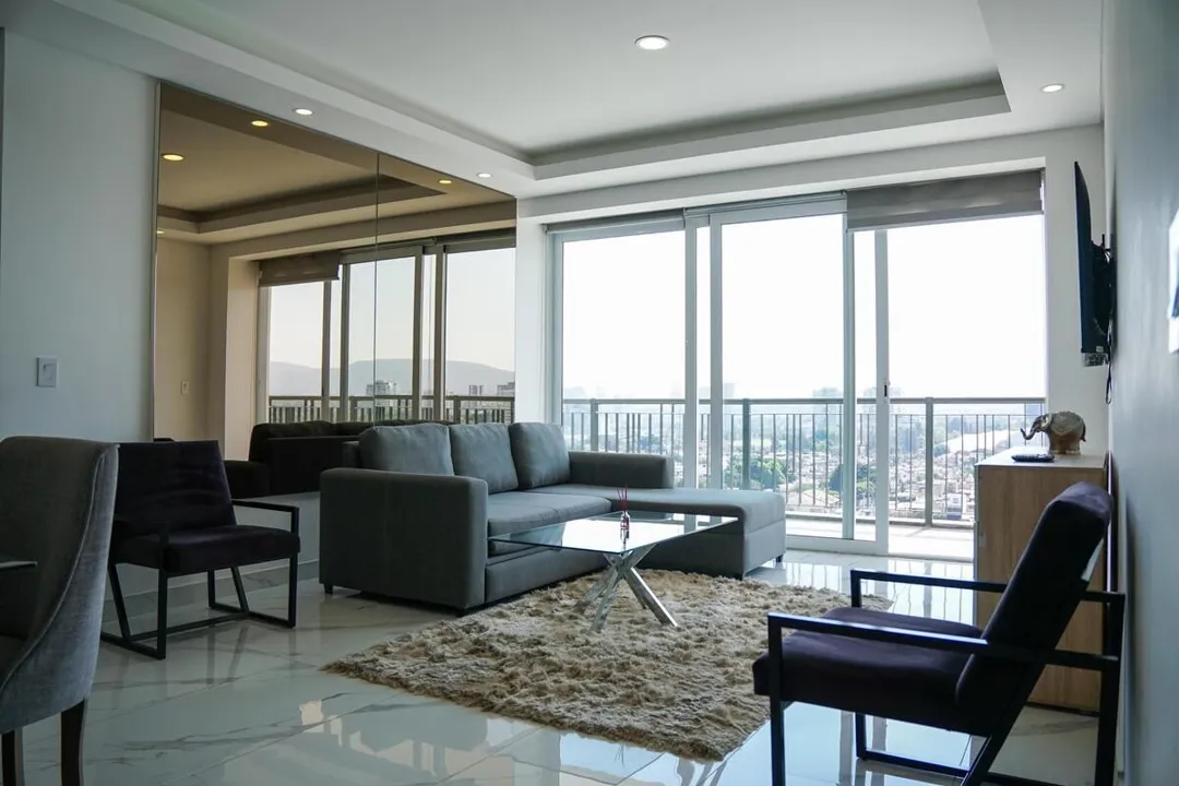 Foto 2 de PENTHOUSE AMUEBLADO PISO 11 EN RENTA REAL VIEW TOWERS