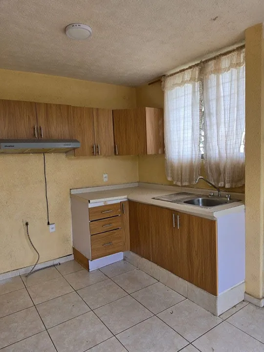 Foto 2 de Casa en renta en coto Parques del Palmar, Tlaquepaque: 2 recámaras y 1 nivel