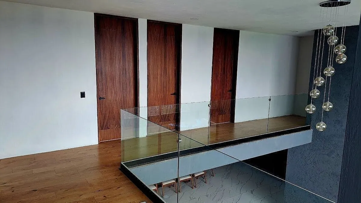 Foto 3 de CASA NUEVA EN BUGAMBILIAS, CON EXCELENTE VISTA