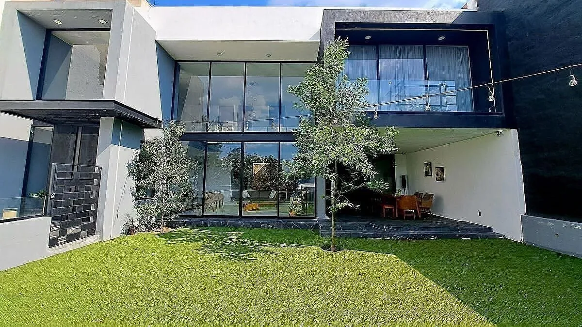 Foto 4 de CASA NUEVA EN BUGAMBILIAS, CON EXCELENTE VISTA