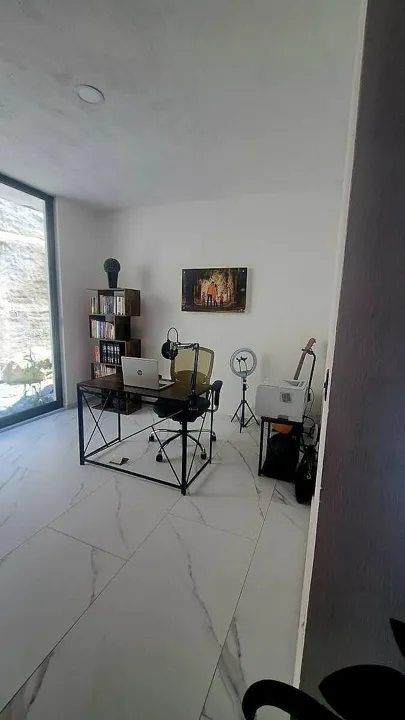 Foto 8 de CASA NUEVA EN BUGAMBILIAS, CON EXCELENTE VISTA