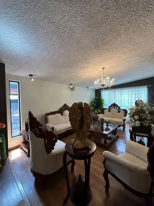 Foto 3 de HERMOSA CASA EN VENTA EN LA PRIMERA SECCIÓN DE EL PALOMAR $10'970,000 pesos