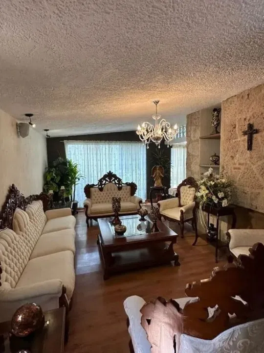 Foto 4 de HERMOSA CASA EN VENTA EN LA PRIMERA SECCIÓN DE EL PALOMAR $10'970,000 pesos