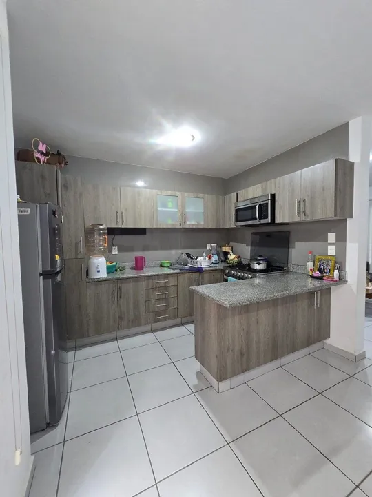 Foto 2 de Casa en venta en Alviento Residencial, Zapopan | 3 recámaras y estudio