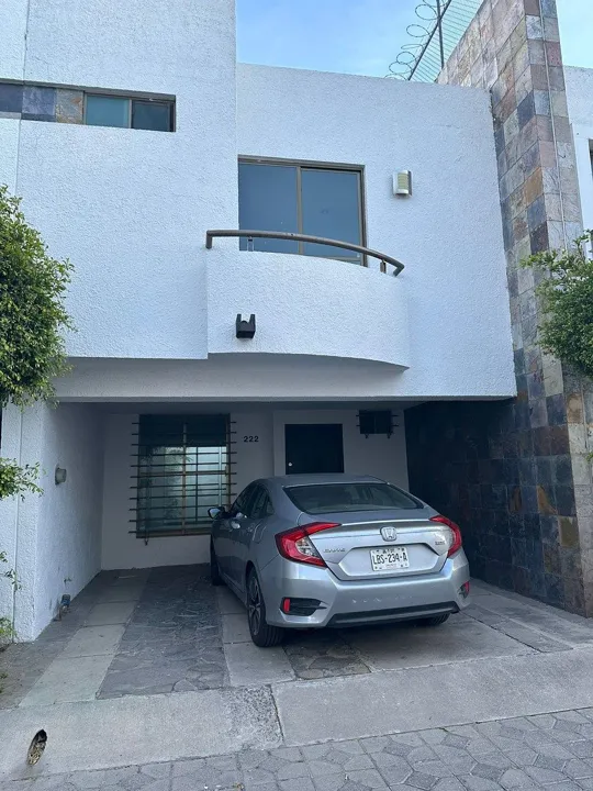 Casa Habitación en Venta en Residencial Valle del Sur, Tlaquepaque