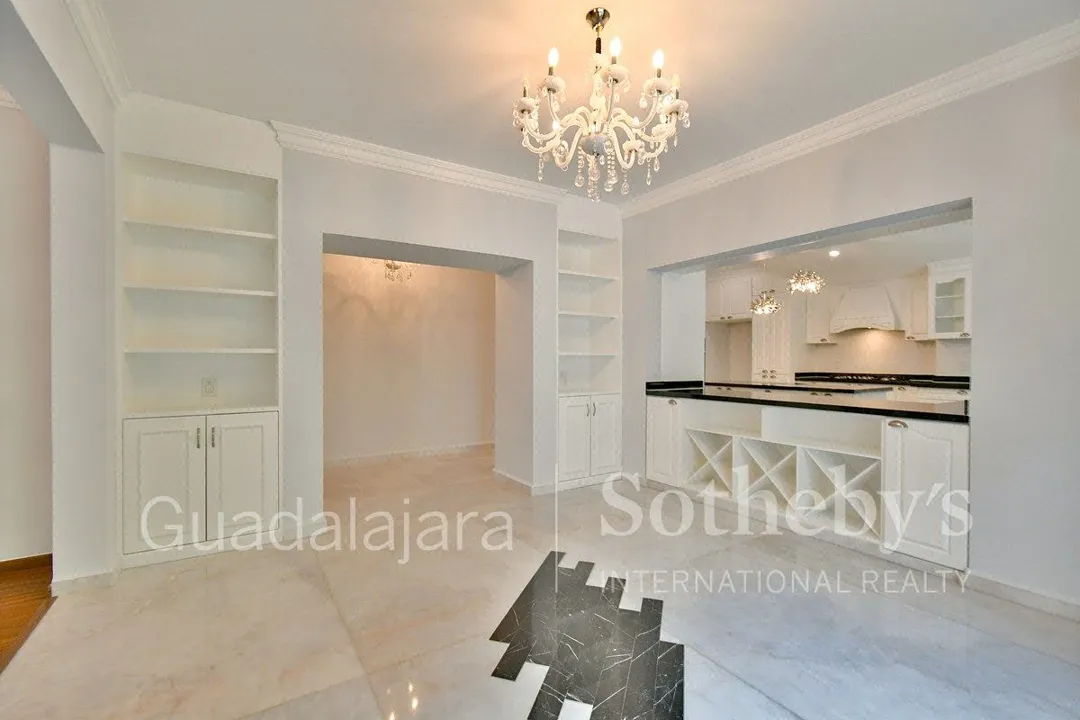 Foto 8 de CASA ÁLAMOS | PUERTA DE HIERRO