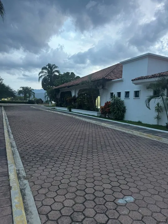 Foto 6 de 🌊 ¡TERRENO EN VENTA A UNOS PASOS DE LA LAGUNA DE CAJITITLÁN! 🏡✨