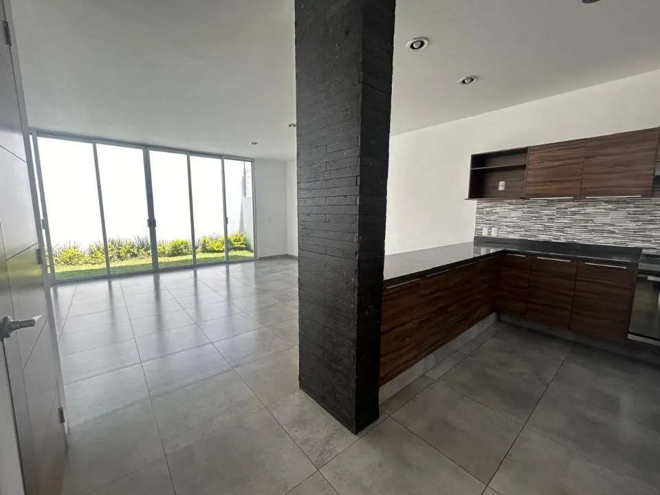 Casa en venta en CIRCUITO DEL BOSQUE, Bosques Vallarta, Zapopan