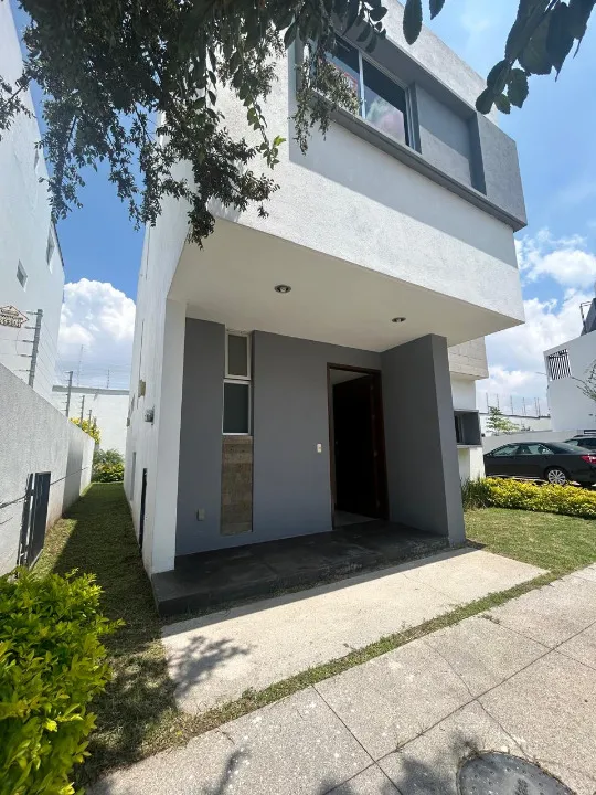 Foto 3 de Casa en venta en CIRCUITO DEL BOSQUE, Bosques Vallarta, Zapopan